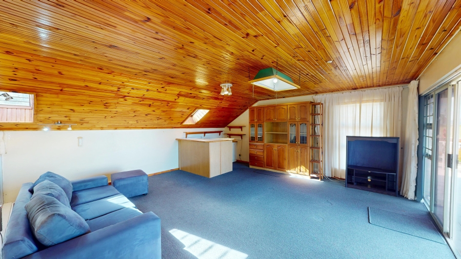 3 Bedroom Property for Sale in Heuningkloof Western Cape
